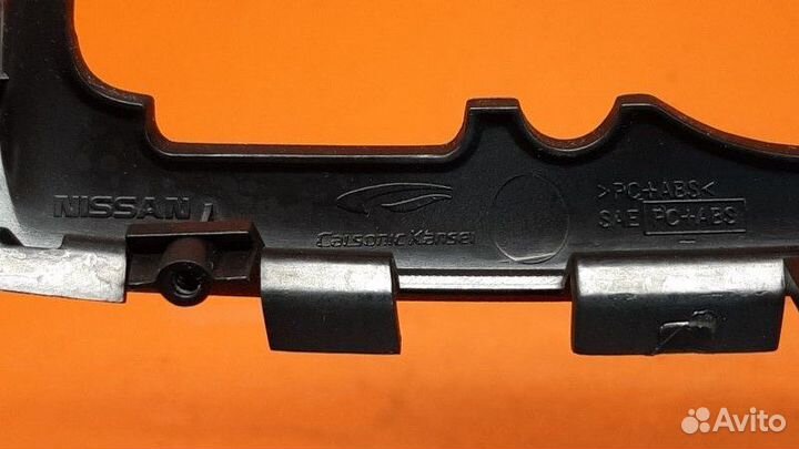 Накладка торпедо центральная Infiniti G35 V36 2008