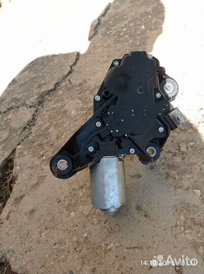 Двигатель стеклоочистителя renault grand scenic 3