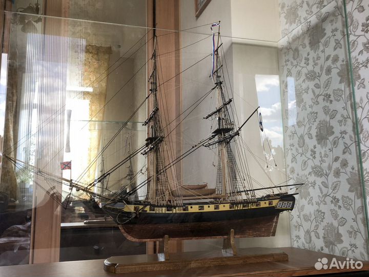 Футляр бокс для модели корабля