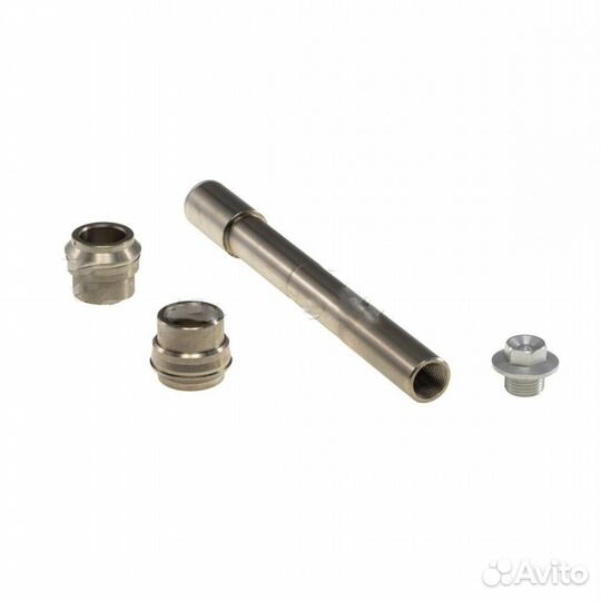 Ось переднего колеса в сборе GR7