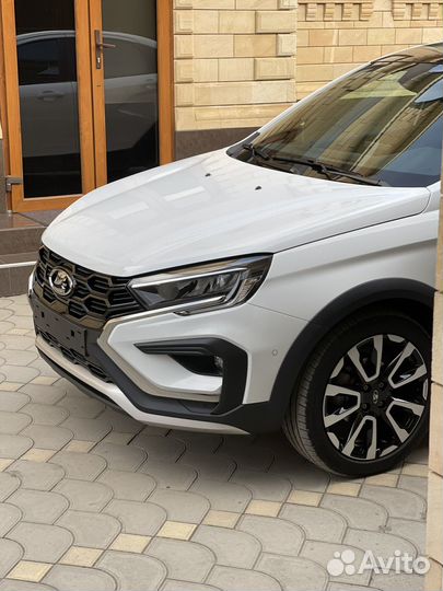 LADA Vesta 1.8 CVT, 2024, 7 800 км