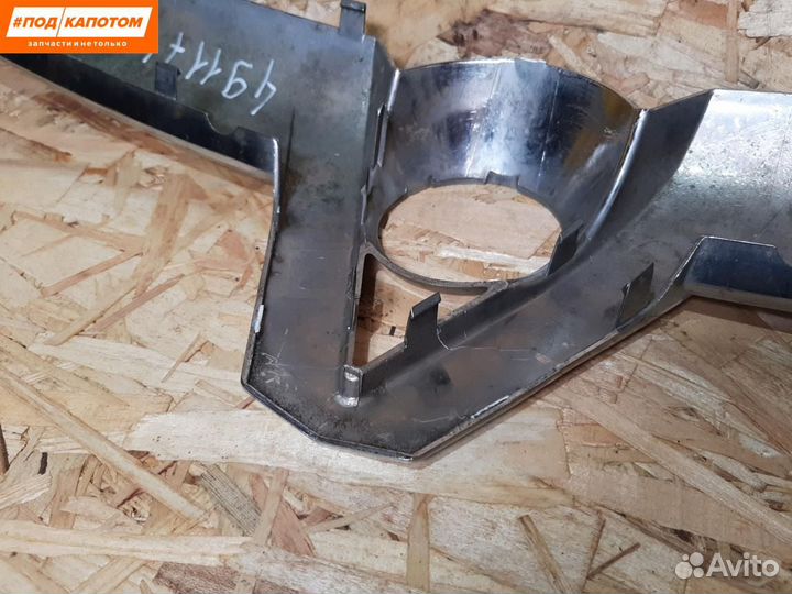 Накладка на решетку радиатора Opel Astra H