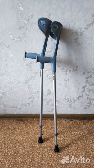 Продаю Костыли