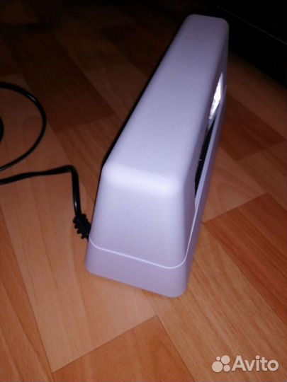 Лампа для ногтей