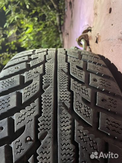 Kumho I'Zen RV Stud KC16 225/60 R17