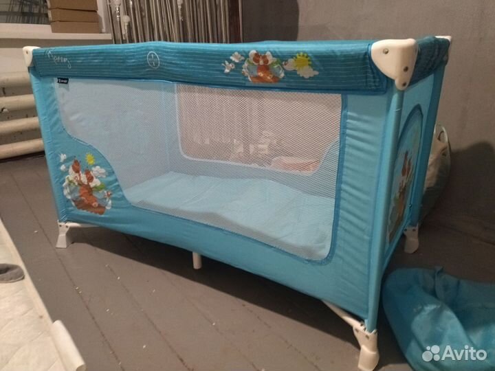 Детская кровать манеж