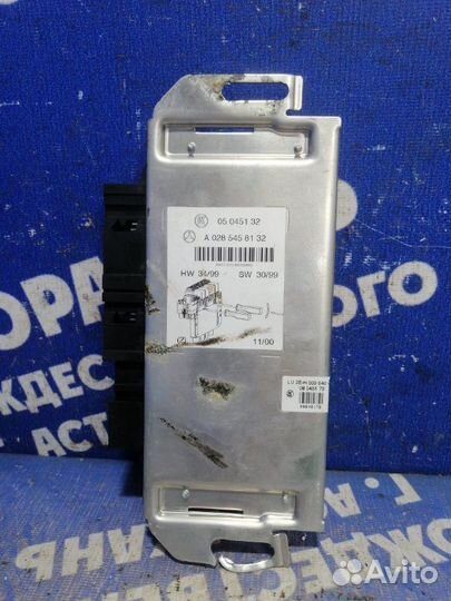 Блок реле Mercedes-Benz W220 седан 2001