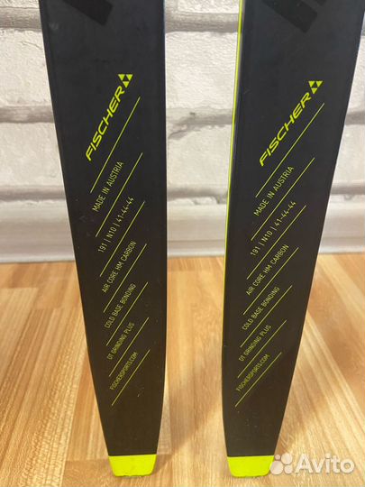 Продам лыжи fischer