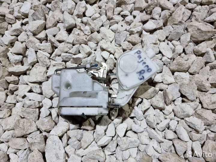 Замок двери Паджеро 4