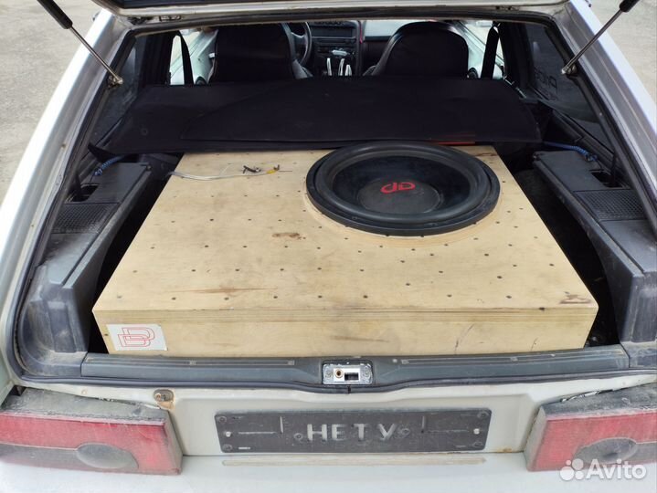 Сабвуфер дд 18