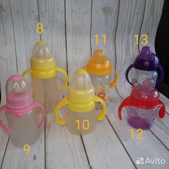 Бутылочки для кормления+термосумка+нагрудники