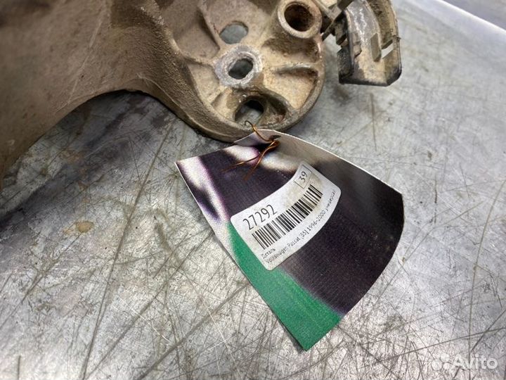 Кронштейн опоры двигателя Volkswagen Passat B5