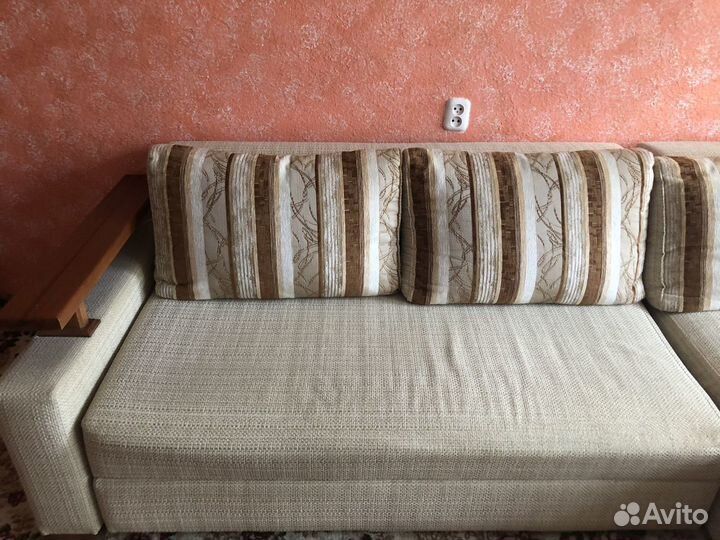 Угловой диван