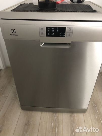 Посудомоечная машина Electrolux