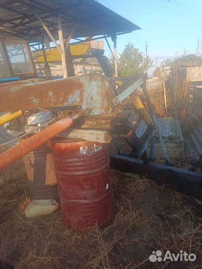 Навесной погрузчик