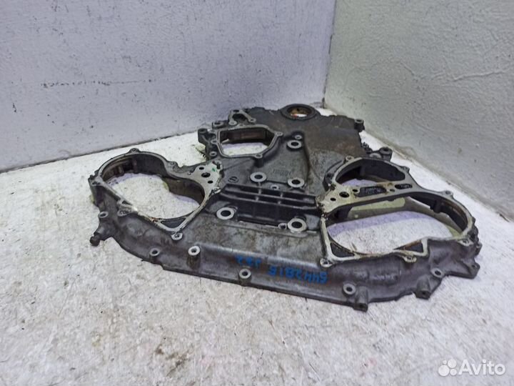 Крышка двигателя передняя