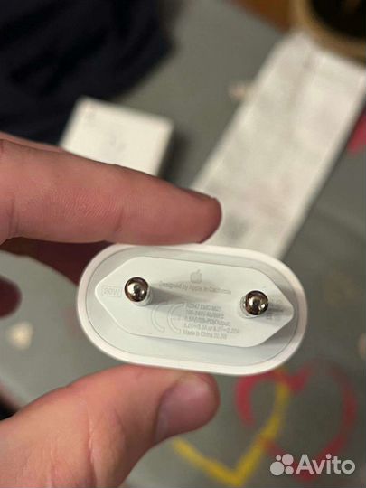 Блок зарядки iPhone 20w