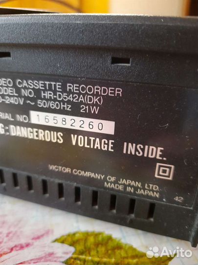 Видеомагнитофоны JVC и hitachi