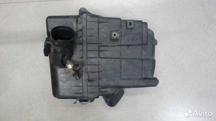 Корпус воздушного фильтра Lexus RX, 2000