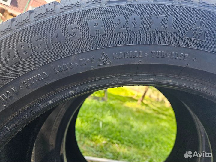Continental ContiWinterContact TS 830 P 285/45 R20