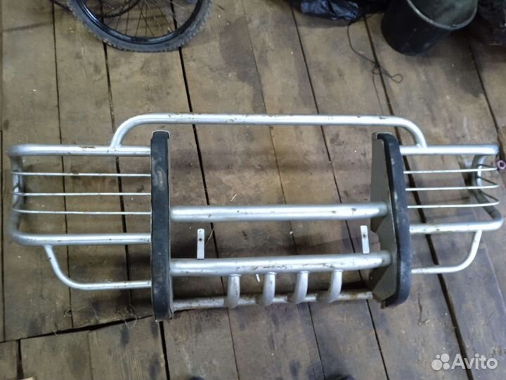 Кенгурятник на ниву