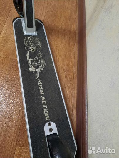 Трюковой самокат rush action