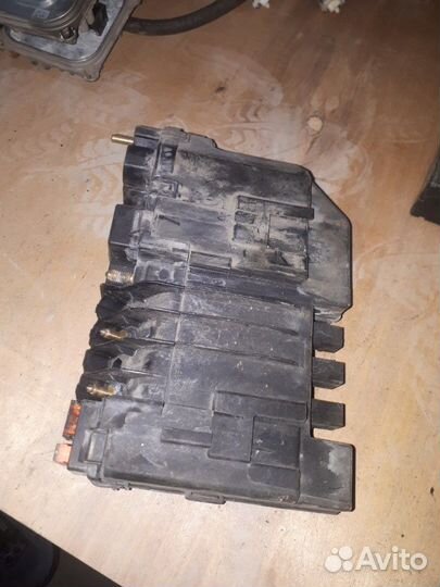 Блок предохранителей мерседес 221,212,204