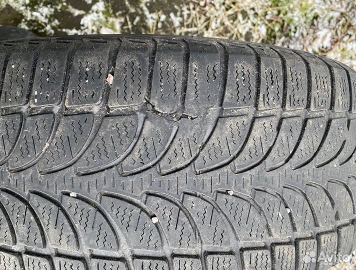 Bridgestone Blizzak LM-80 235/60 R18 103