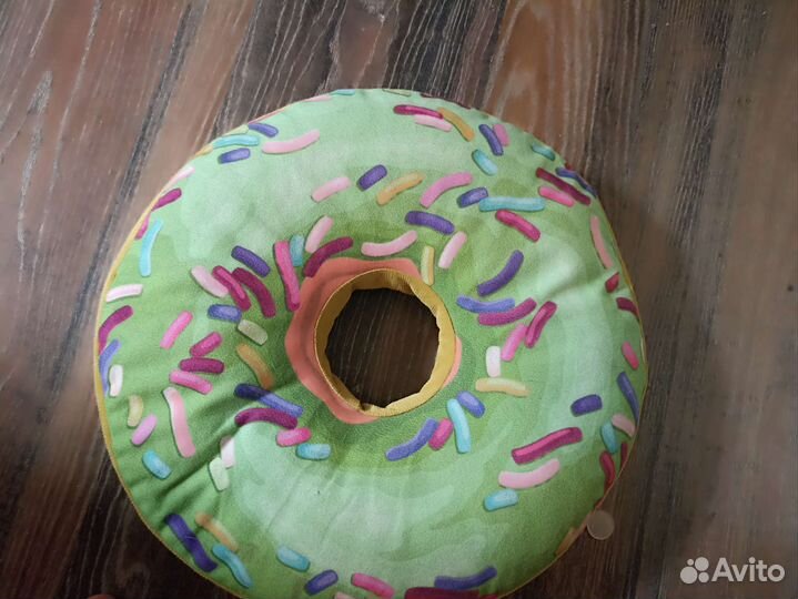 Подушка пончик