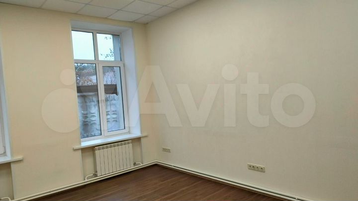 Офис в здании ул.Русская, 25 м2, 1 эт., общ.вход