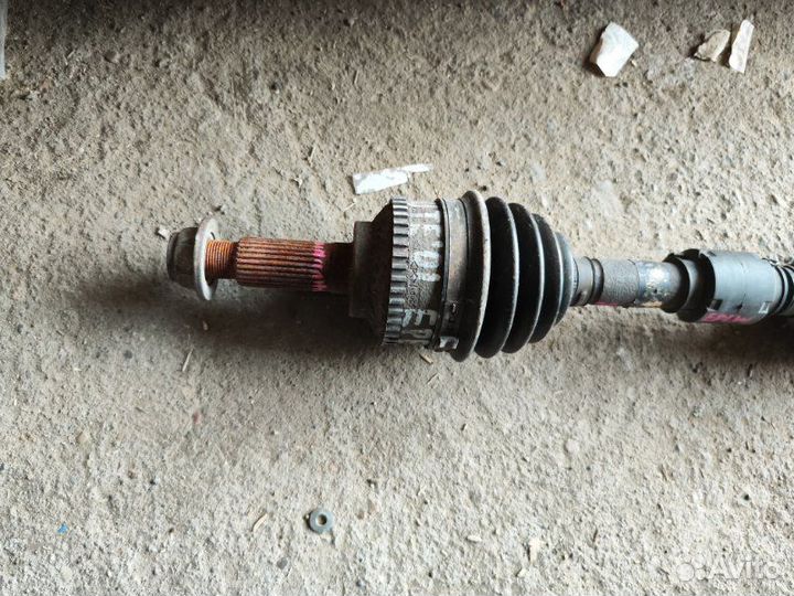 Привод передний левый Mazda Tribute epew yfde 2003