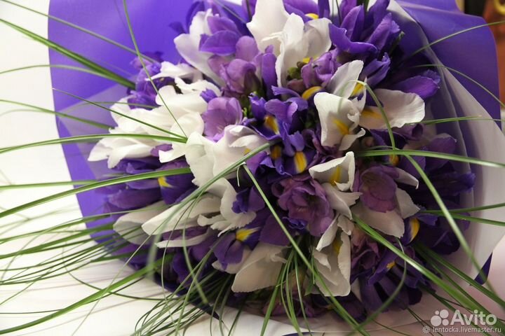 Букеты из ирисов