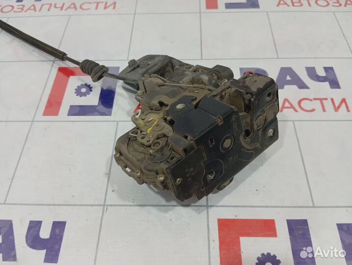 Замок двери передней левой Volkswagen Golf (Mk4) 6X1837013H