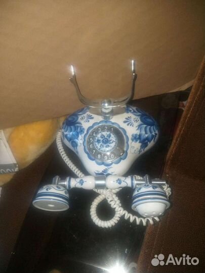 Гжель.Телефонный аппарат