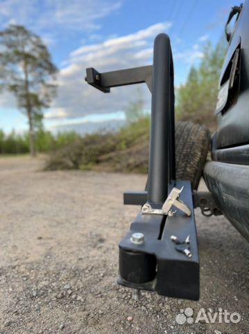 Универсальная калитка запасного колеса (съемная)