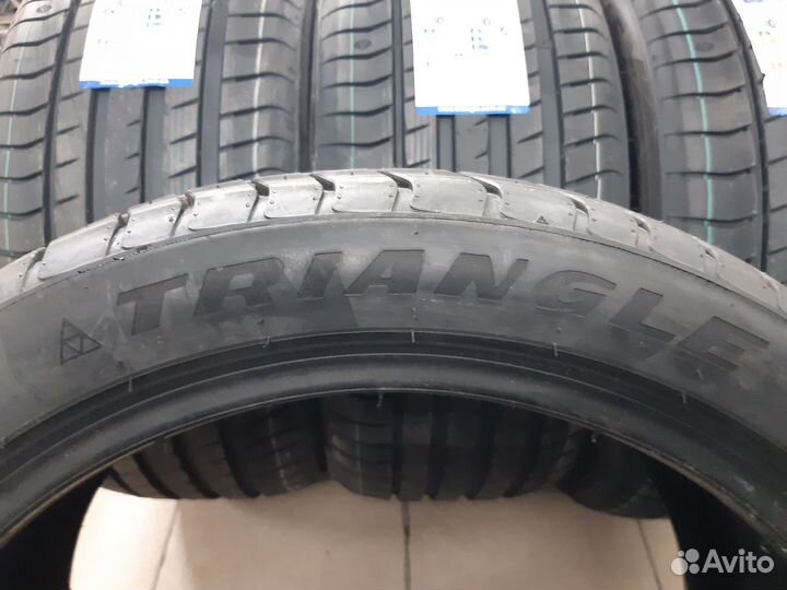 Triangle EffeXSport TH202 275/40 R20 и 315/35 R20 106Y