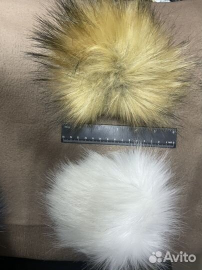 Помпоны 3 шт