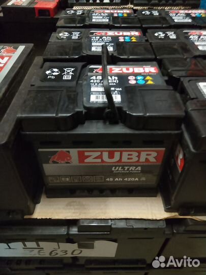 Аккумулятор zubr Ultra 12V 45 Ah обратная + с прав