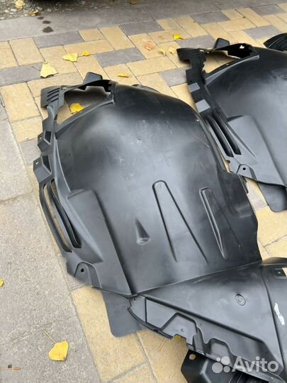 Подкрыльник Мерседес