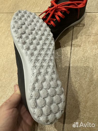 Бутсы футбольные Декатлон р37