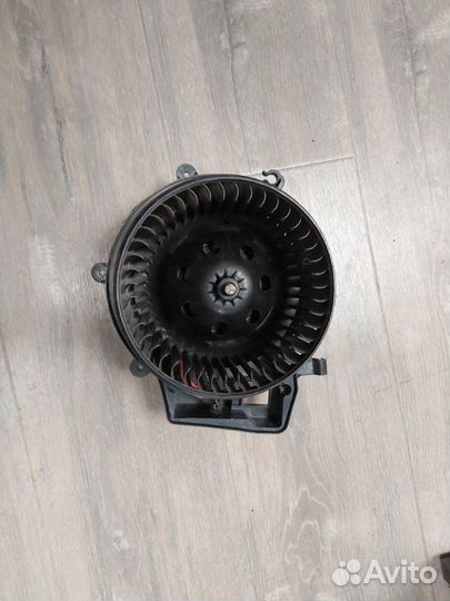 Вентилятор отопителя Mercedes G 320 4X4 463