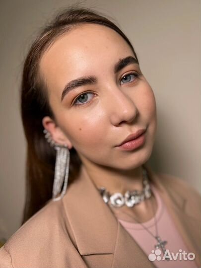 Мастер бровист