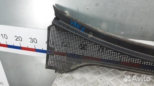 Накладка декоративная (жабо, дождевик) renault cli