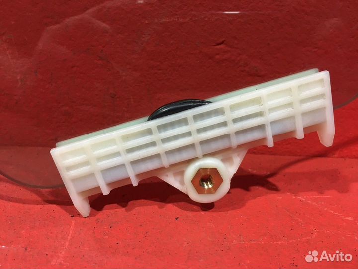 Стекло двери переднее правое Kia Ceed 3 (Cd)