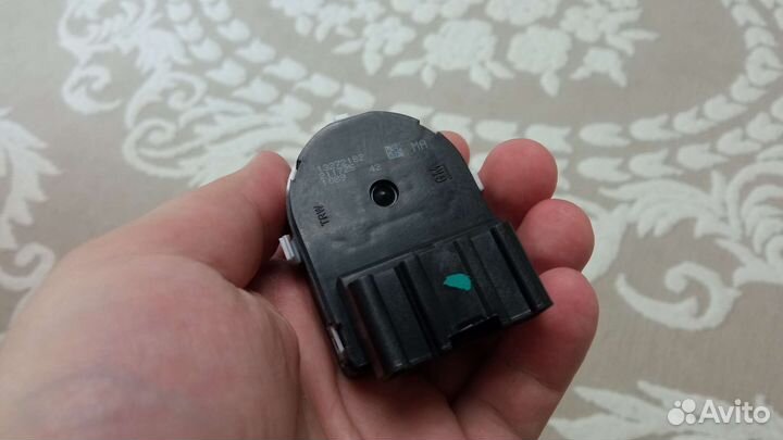 Блок управления стеклоподъемниками