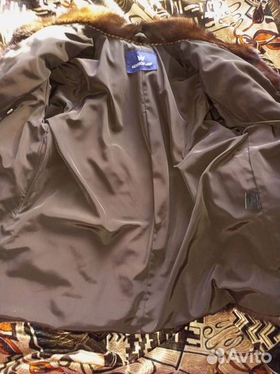 Продам норковую шубу