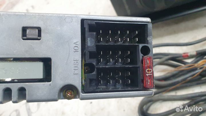 Магнитофон+ cd-чейнджер на Mercedes W210