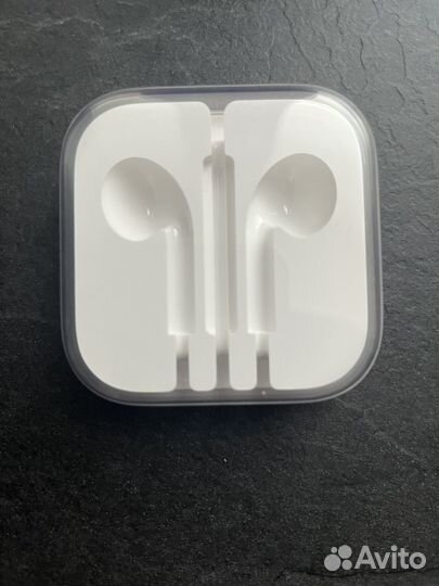 Футляр для проводных наушников Apple