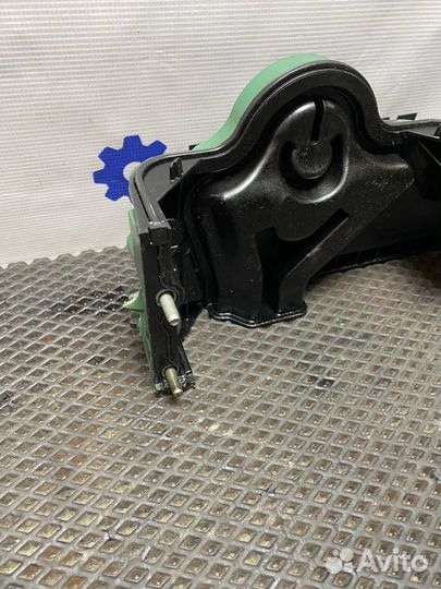 Крышка Volvo FH4 21383315