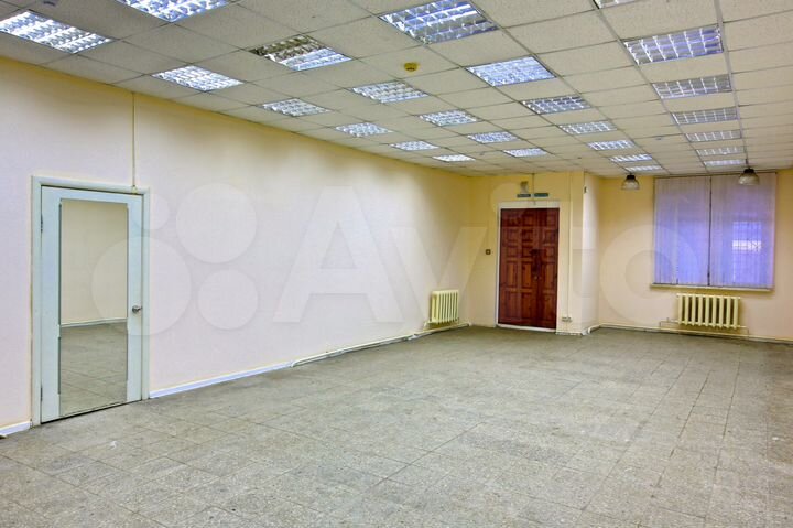 Торговое помещение, 100 м²